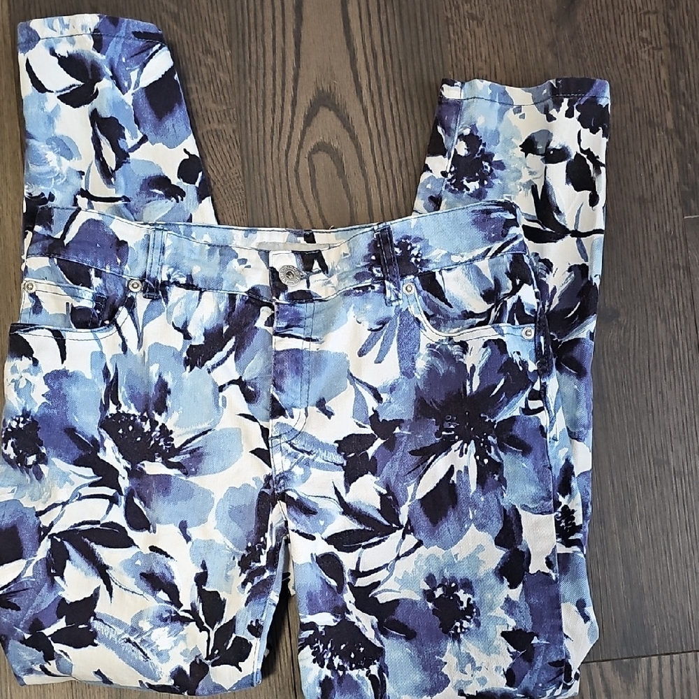 Chico's Platinum Denim Blue and White Floral Pants - Picture 2 of 3
